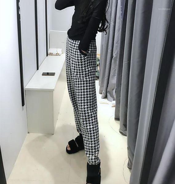 women's pants & capris lattice beam foot slacks female european goods korea fan song girded with trousers loose knit web celebrity, Black;white
women's pants & capris lattice beam foot slacks female european goods korea fan song girded with trousers loose knit web celebrity, Black;white