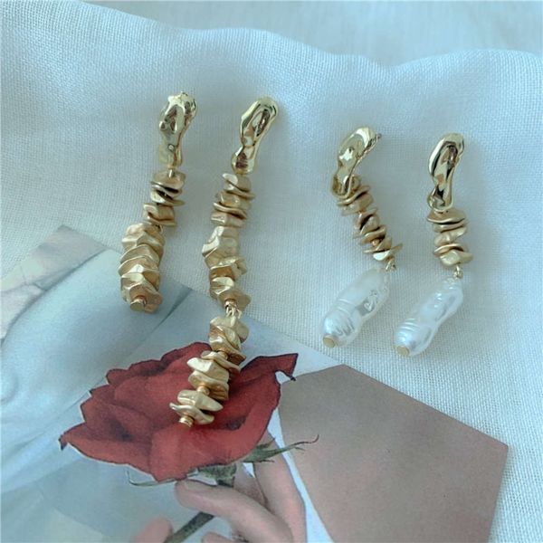 hbp fashion design style asymmetric metal baroque shaped pearl earrings, Silver
hbp fashion design style asymmetric metal baroque shaped pearl earrings, Silver