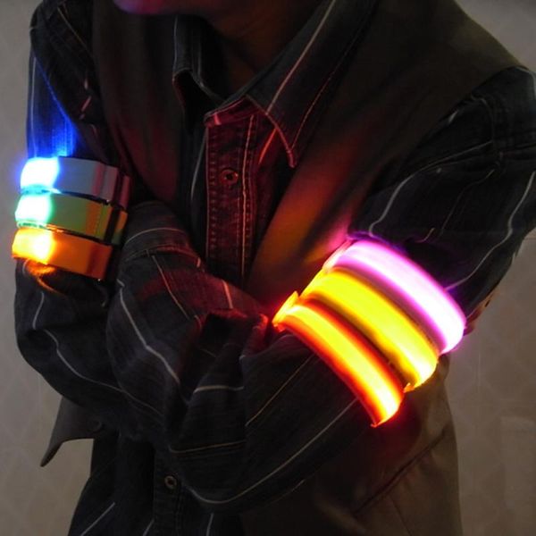 bicycle light outdoor sports night running armband led light usb rechargeable safety belt arm leg warning wristband cycling bike, Black;red
bicycle light outdoor sports night running armband led light usb rechargeable safety belt arm leg warning wristband cycling bike, Black;red