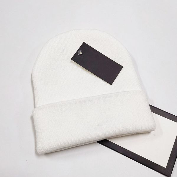 2021 classic hat brand design fashion matching 6 colors can be selected as the first choice in winter, Blue;gray
2021 classic hat brand design fashion matching 6 colors can be selected as the first choice in winter, Blue;gray