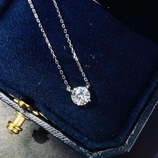 hbp fashion shipai jewelry new 5a zircon pendant simple versatile white gold electroplating round s925 sterling silver necklace 40 + 5cm
hbp fashion shipai jewelry new 5a zircon pendant simple versatile white gold electroplating round s925 sterling silver necklace 40 + 5cm