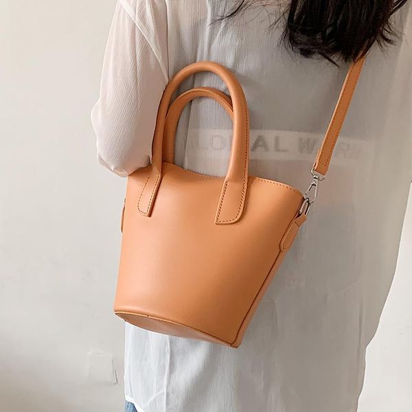 shoulder bags original brand senior handbags 2021 fashion all-match ins messenger bag handbag bucket
shoulder bags original brand senior handbags 2021 fashion all-match ins messenger bag handbag bucket