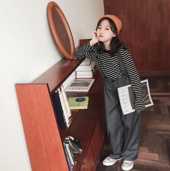 2021 new wholesale girls overalls spring fashion girls long pants 4-9t a619, Blue
2021 new wholesale girls overalls spring fashion girls long pants 4-9t a619, Blue