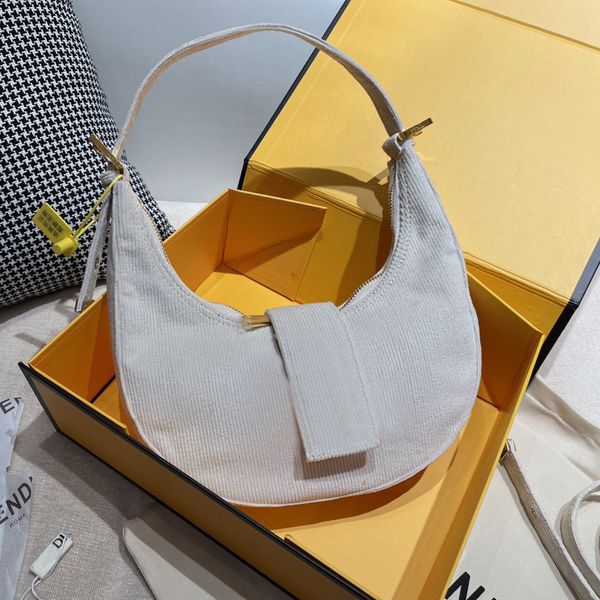 purse sale underarm women's summer texture messenger single shoulder crescent bag
purse sale underarm women's summer texture messenger single shoulder crescent bag