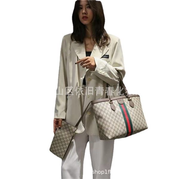 purse printed women's new signature one shoulder handbag high capacity tot mother's bag signature
purse printed women's new signature one shoulder handbag high capacity tot mother's bag signature