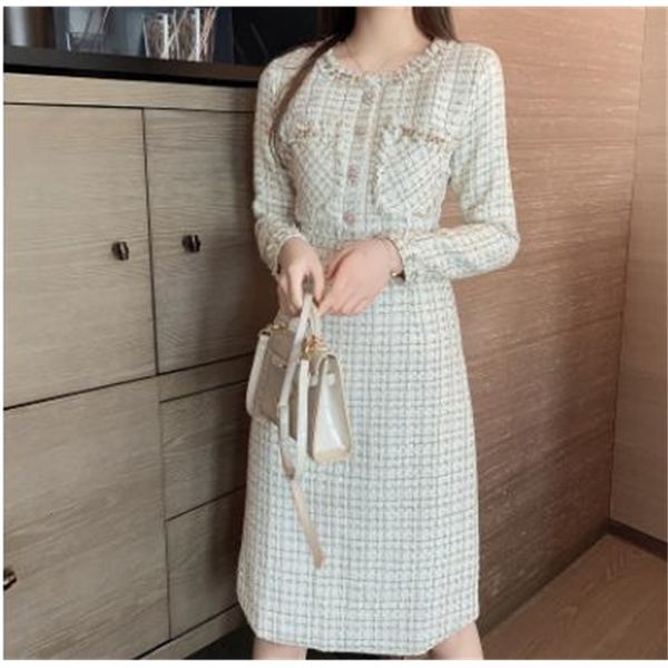 2021 autumn and winter fashion around the blue neck tweed girly workwear elegant office ladies runway tassel dress ld65, Black;pink
2021 autumn and winter fashion around the blue neck tweed girly workwear elegant office ladies runway tassel dress ld65, Black;pink