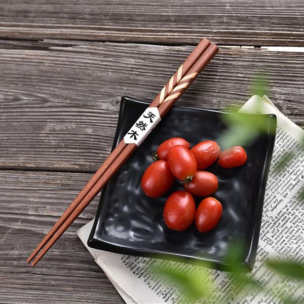 1pair japanese chopsticks tableware japanese style wood reusable for eating no slip wooden chop sticks
1pair japanese chopsticks tableware japanese style wood reusable for eating no slip wooden chop sticks