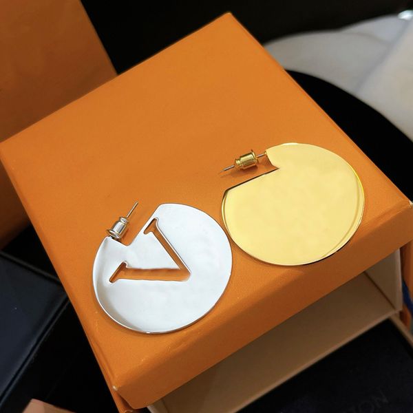 hoop women earrings designer silver earrings gold flowers luxury fashion letters earring jewelry stud earring with brands hoops new 22021702, Golden;silver
hoop women earrings designer silver earrings gold flowers luxury fashion letters earring jewelry stud earring with brands hoops new 22021702, Golden;silver