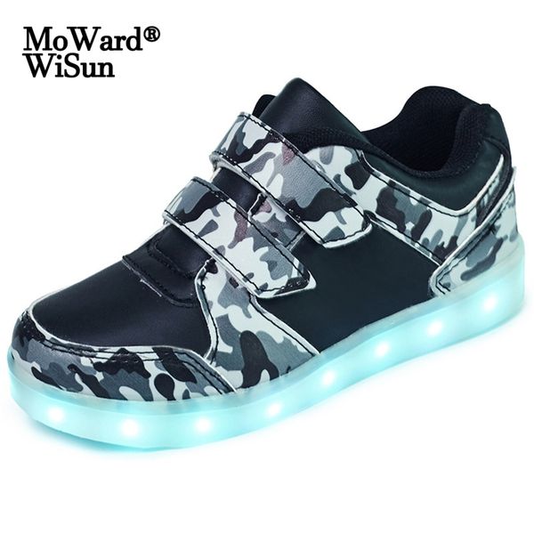 size 25-37 children led shoes for boys girls usb charger schoenen kids chaussure enfant luminous glowing sneaker with light sole 210306, Black
size 25-37 children led shoes for boys girls usb charger schoenen kids chaussure enfant luminous glowing sneaker with light sole 210306, Black