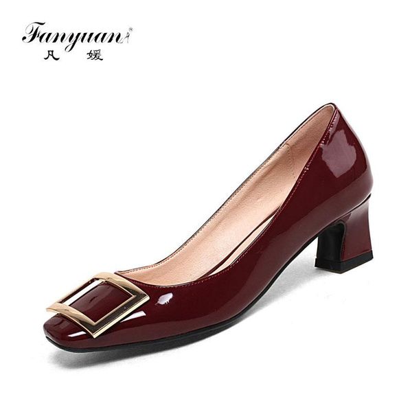dress shoes 2021 fashion elegant women pumps casual low heels slip on red office wedding woman metal ladies, Black 
dress shoes 2021 fashion elegant women pumps casual low heels slip on red office wedding woman metal ladies, Black