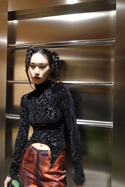 women's jackets original chinese dragon design velvet turtleneck black shirt punk gothic slim-fit long-sleeved upper garment for women, Black;brown
women's jackets original chinese dragon design velvet turtleneck black shirt punk gothic slim-fit long-sleeved upper garment for women, Black;brown