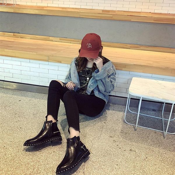 boots shoes women fashion metal decoration zip ankle med heels student and office ladies winter, Black
boots shoes women fashion metal decoration zip ankle med heels student and office ladies winter, Black