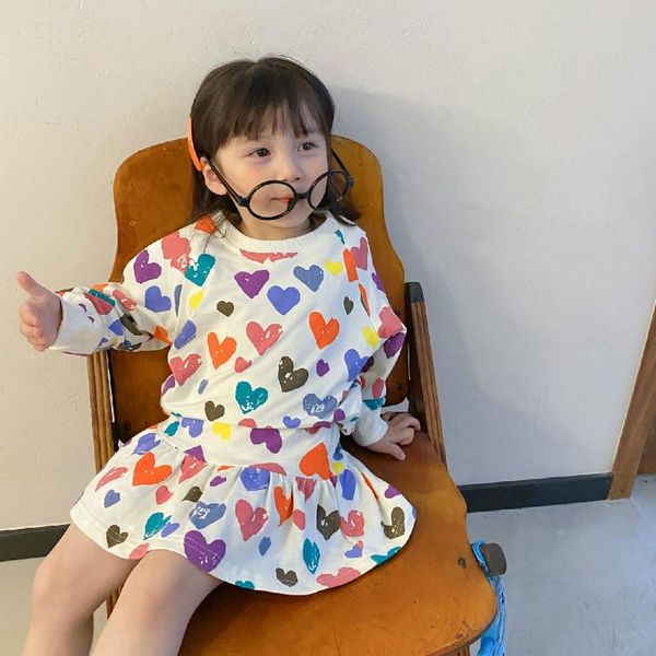 2021 spring new arrival girls long sleeve heart printed suit skirt kids clothes girls, White
2021 spring new arrival girls long sleeve heart printed suit skirt kids clothes girls, White