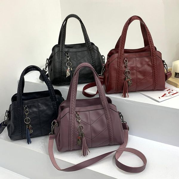 evening bags summer bag women's large-capacity shoulder handbag ladies 2021 casual high-quality soft leather messenger
evening bags summer bag women's large-capacity shoulder handbag ladies 2021 casual high-quality soft leather messenger