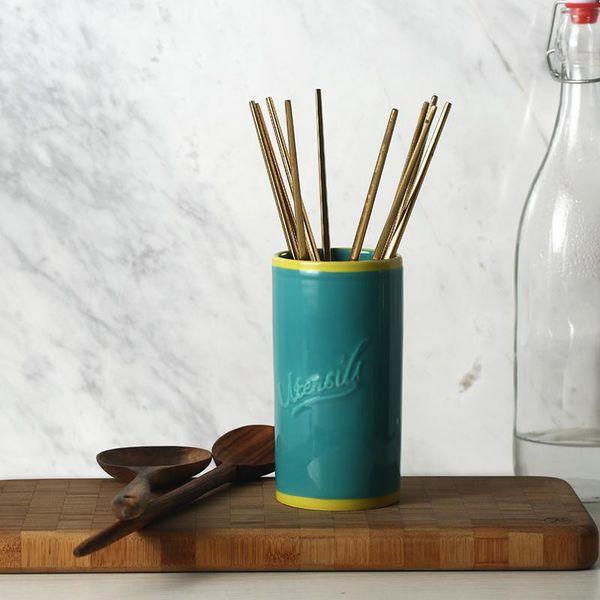 storage bottles & jars creative ceramic chopsticks household drain box simple kitchen rack spoon cage
storage bottles & jars creative ceramic chopsticks household drain box simple kitchen rack spoon cage