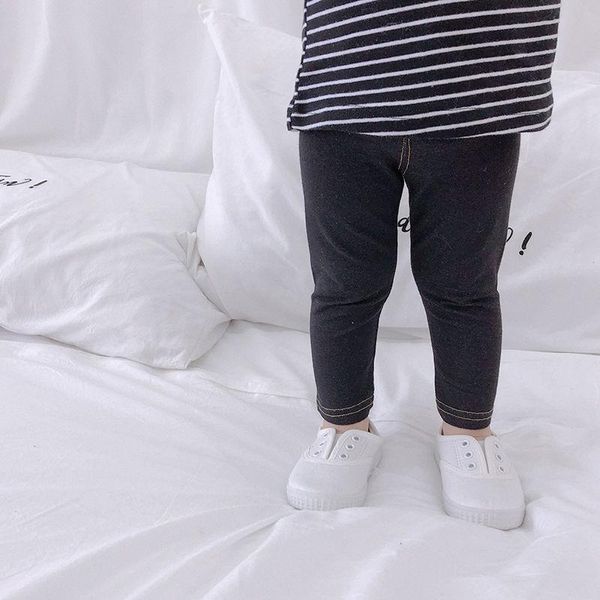 children boys and girls stretch jeans korean style simple pants spring and autumn all-match trousers p4069, Blue
children boys and girls stretch jeans korean style simple pants spring and autumn all-match trousers p4069, Blue