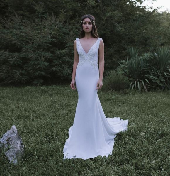 es 2021 new v neck appliqued lace backless sweep train soft satin country wedding garden boho bridal gowns qv3n, White
es 2021 new v neck appliqued lace backless sweep train soft satin country wedding garden boho bridal gowns qv3n, White