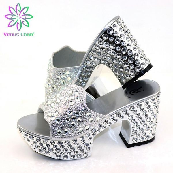 dress shoes 2021 selling arrivals decorated with rhinestone african design matching in silver color, Black
dress shoes 2021 selling arrivals decorated with rhinestone african design matching in silver color, Black