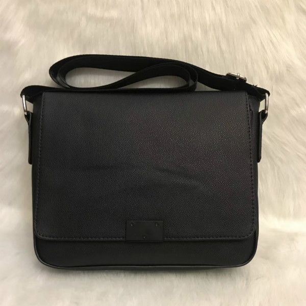 2021 man bag cross body bags fashion designer crossbody men mens size 26x8x26cm model 547752
2021 man bag cross body bags fashion designer crossbody men mens size 26x8x26cm model 547752