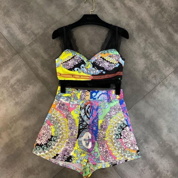 2021 spring summer yellow lace print floral strapless tank elastic shorts two piece set women outfits mf424, Gray
2021 spring summer yellow lace print floral strapless tank elastic shorts two piece set women outfits mf424, Gray