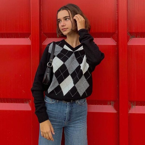 women's sweaters 2021 autumn retro v neck check color fashion knit black pullover women england style long sleeved warm winter sweater, White;black
women's sweaters 2021 autumn retro v neck check color fashion knit black pullover women england style long sleeved warm winter sweater, White;black