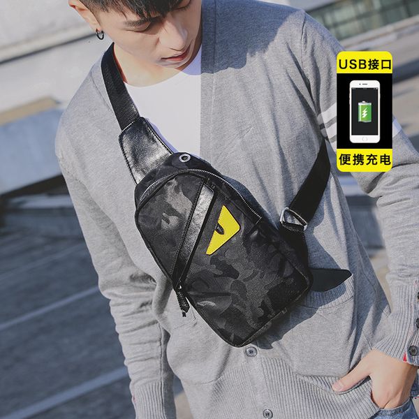 pockets lovers camouflage chest bag single shoulder men's korean oblique and women's satchel polyester trend
pockets lovers camouflage chest bag single shoulder men's korean oblique and women's satchel polyester trend