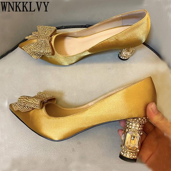 dress shoes rhinestone chunky high heel women pointed toe bling crystal bow-knot decor gold pumps satin party bride, Black
dress shoes rhinestone chunky high heel women pointed toe bling crystal bow-knot decor gold pumps satin party bride, Black
