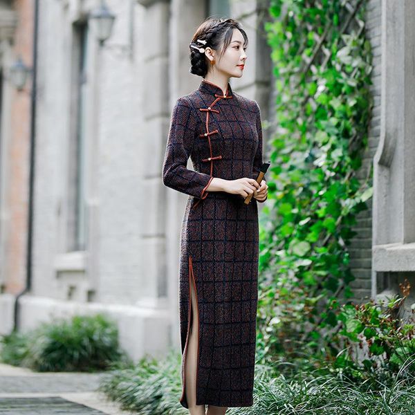 ethnic clothing novelty daily mother velour cheongsam retro button long chinese dress slim plaid full sleeve autumn qipao plus size 3xl 4xl, Red
ethnic clothing novelty daily mother velour cheongsam retro button long chinese dress slim plaid full sleeve autumn qipao plus size 3xl 4xl, Red
