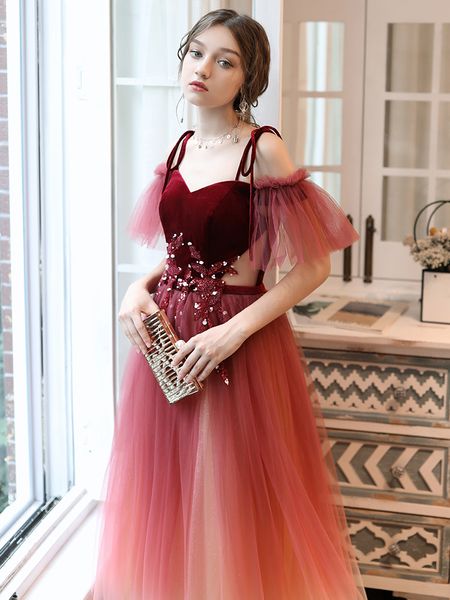 elegant red sequins sweetheart collar floor length evening dress appliques classic spaghetti strap formal prom party gown, Black;red
elegant red sequins sweetheart collar floor length evening dress appliques classic spaghetti strap formal prom party gown, Black;red