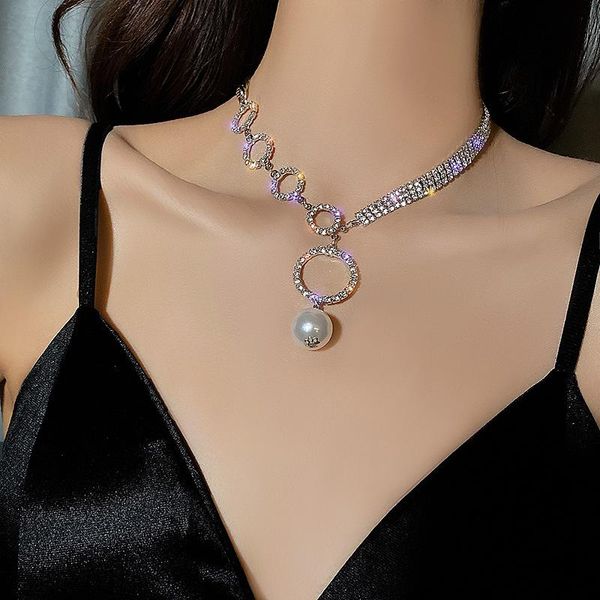 chokers rhinestone circle necklace for women wedding bridal jewelry pearl pendant short silver color clavicle chain, Golden;silver
chokers rhinestone circle necklace for women wedding bridal jewelry pearl pendant short silver color clavicle chain, Golden;silver