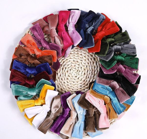 2021 28 color new product explosion korean velvet baby bow hair clip winter soft flannel children cute hair clip hair accessories, Slivery;white
2021 28 color new product explosion korean velvet baby bow hair clip winter soft flannel children cute hair clip hair accessories, Slivery;white
