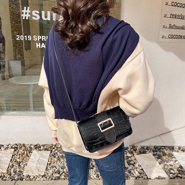 storage bags women textured crocodile pattern shoulder bag vintage belt buckle decorative flap crossbody
storage bags women textured crocodile pattern shoulder bag vintage belt buckle decorative flap crossbody