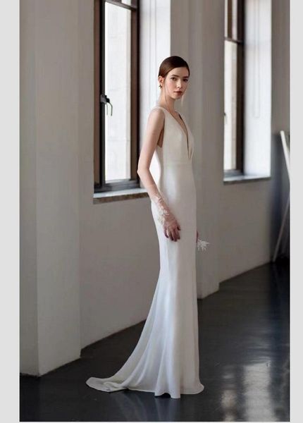 other wedding dresses simple style elegant deep v-neck backless sleeveless sheath satin bride dress 2021, White
other wedding dresses simple style elegant deep v-neck backless sleeveless sheath satin bride dress 2021, White
