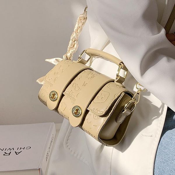 evening bags women's shoulder/crossbody bag fashion clamshell hasp ribbons decorative chain leather handbags wholesale 2021 female
evening bags women's shoulder/crossbody bag fashion clamshell hasp ribbons decorative chain leather handbags wholesale 2021 female