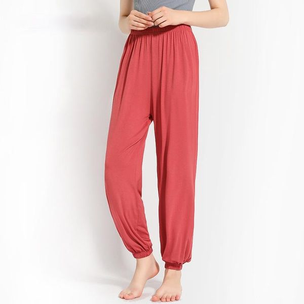 women's sleepwear 2021 spring and summer ice-feeling casual pants modal all-match harem home wear can be worn outside, Black;red
women's sleepwear 2021 spring and summer ice-feeling casual pants modal all-match harem home wear can be worn outside, Black;red