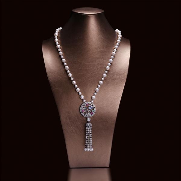 pendant necklaces circle with butterfly&flowers tassel necklace fashion autumn/winter sweater chain lady gifts, Silver
pendant necklaces circle with butterfly&flowers tassel necklace fashion autumn/winter sweater chain lady gifts, Silver