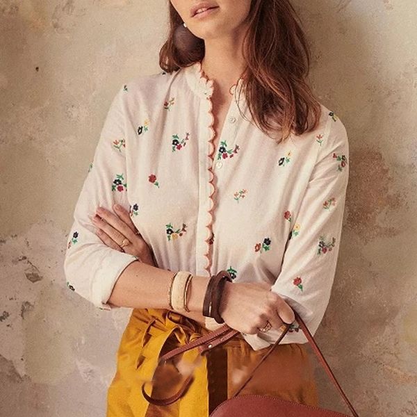 new embroidery print shirt woman ruffle waves buttons up elegant white blouse 2021 generous camisas mujer chemisier femme 70qn, White;black
new embroidery print shirt woman ruffle waves buttons up elegant white blouse 2021 generous camisas mujer chemisier femme 70qn, White;black