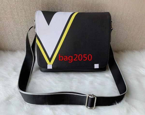 men's bag men genuine leather handbag black briefcase lapshoulder bag messenger bag 28cm
men's bag men genuine leather handbag black briefcase lapshoulder bag messenger bag 28cm