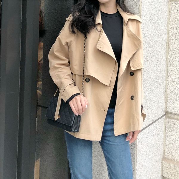 2021 new women double breasted trench coat casual loose fit turn down collar female short outerwear black khaki coats b2c1, Black;brown
2021 new women double breasted trench coat casual loose fit turn down collar female short outerwear black khaki coats b2c1, Black;brown