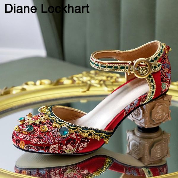 dress shoes colored stones high heels women flowers sandals retro femme wedding pumps openwork heel sapato feminino chaussures mujer, Black
dress shoes colored stones high heels women flowers sandals retro femme wedding pumps openwork heel sapato feminino chaussures mujer, Black