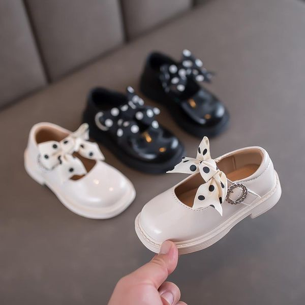 flat shoes autumn baby girls leather bow princess soft-soled 1-3 years old children, Black;grey
flat shoes autumn baby girls leather bow princess soft-soled 1-3 years old children, Black;grey