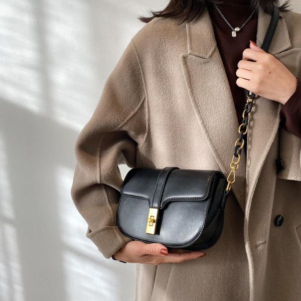 korean fashion lock chain small bag for women 2021 new pu designer solid color ladies shoulder bag fresh girl crossbody
korean fashion lock chain small bag for women 2021 new pu designer solid color ladies shoulder bag fresh girl crossbody