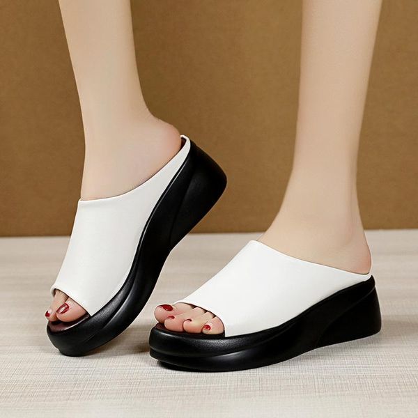 slippers house platform shoes for girls on a wedge luxury slides low peep toe slipers women soft lady summer designer 2021 basic, Black
slippers house platform shoes for girls on a wedge luxury slides low peep toe slipers women soft lady summer designer 2021 basic, Black