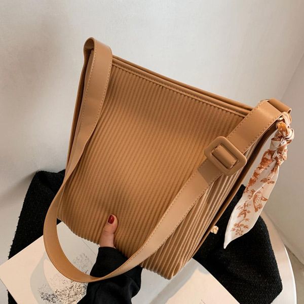 evening bags crossbody women's bag female soft solid beach designer summer korean simple shoulder messenger for women handbag 2021
evening bags crossbody women's bag female soft solid beach designer summer korean simple shoulder messenger for women handbag 2021