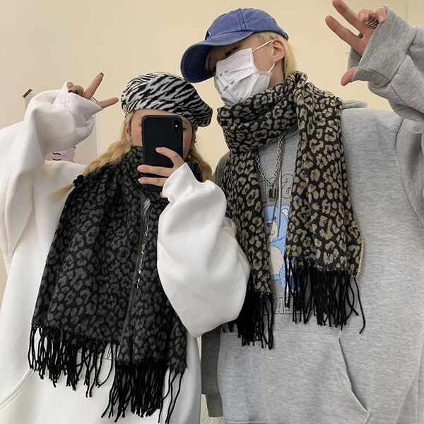 scarves 2021 cashmere leopard scarf warm versatile long necked muffler for men and women winter shawl tassels, Blue;gray
scarves 2021 cashmere leopard scarf warm versatile long necked muffler for men and women winter shawl tassels, Blue;gray