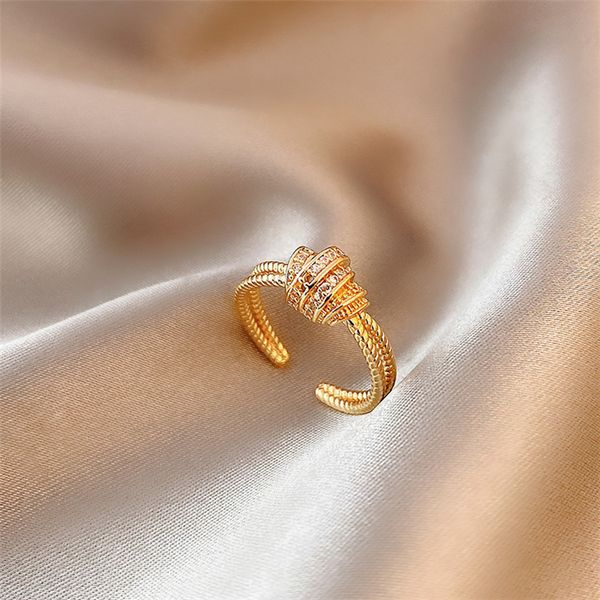 new cross-winding microstructure zircon ring fashion personality boasting food finger ring simple frosty finger ring, Golden;silver
new cross-winding microstructure zircon ring fashion personality boasting food finger ring simple frosty finger ring, Golden;silver
