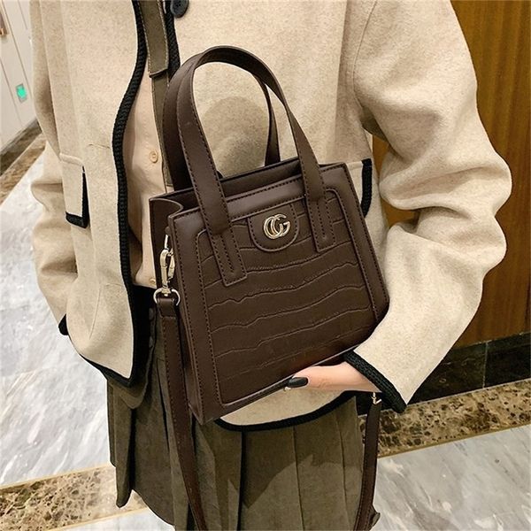 sale 90% off new fashion women's bag in autumn and winter small square damp texture embossed large capacity single shoulder messenger b
sale 90% off new fashion women's bag in autumn and winter small square damp texture embossed large capacity single shoulder messenger b
