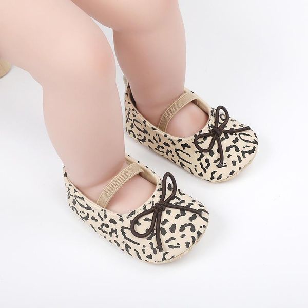 first walkers born lovely and sweet toddler kids baby girls pu princess bow loving heart shoes crib sole sneaker 0-18m
first walkers born lovely and sweet toddler kids baby girls pu princess bow loving heart shoes crib sole sneaker 0-18m