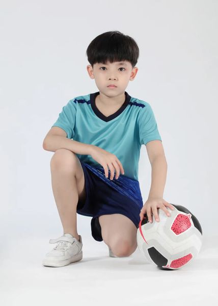 custom soccer jerseys shorts kids personalized team kits printed design logo sponsor name number for boys girls youth lake blue sports train
custom soccer jerseys shorts kids personalized team kits printed design logo sponsor name number for boys girls youth lake blue sports train