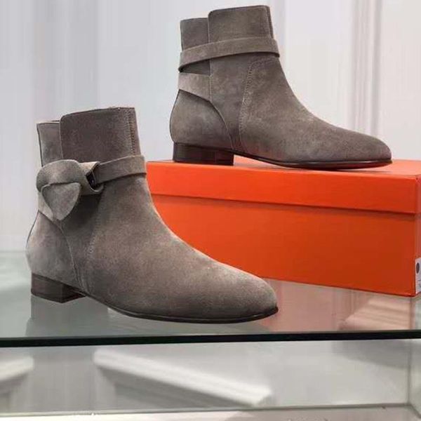 boots vallu2021 autumn and winter low-heeled short-tube sheep beijing face fashion all-match white-collar beauty women's, Black
boots vallu2021 autumn and winter low-heeled short-tube sheep beijing face fashion all-match white-collar beauty women's, Black